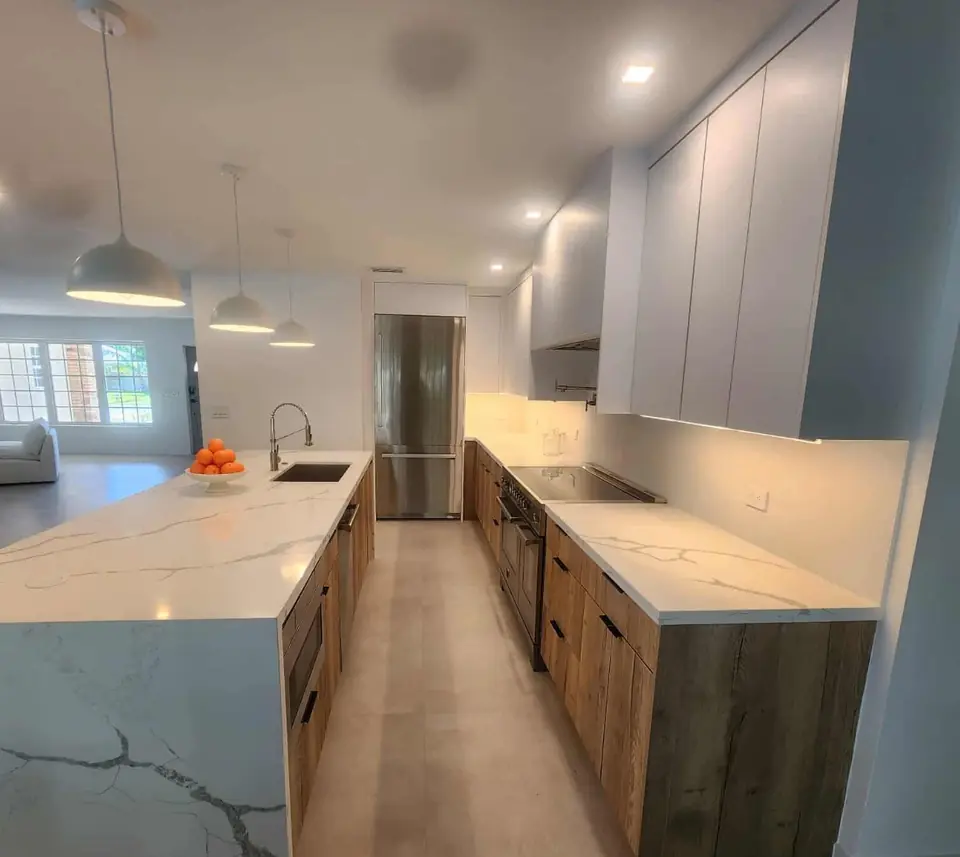 Wood & white kitchen - real Remodel Right FL project
