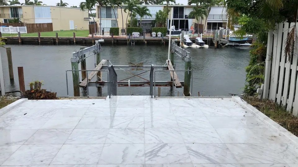 Outdoor & decks
